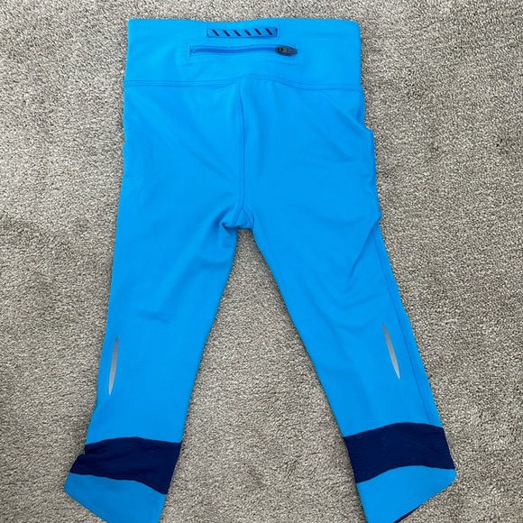 Under Armour Capri XS Leggings - Picture 4 of 4